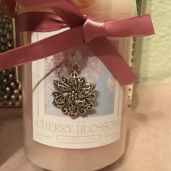 Candles Set - Picture 2 of 5